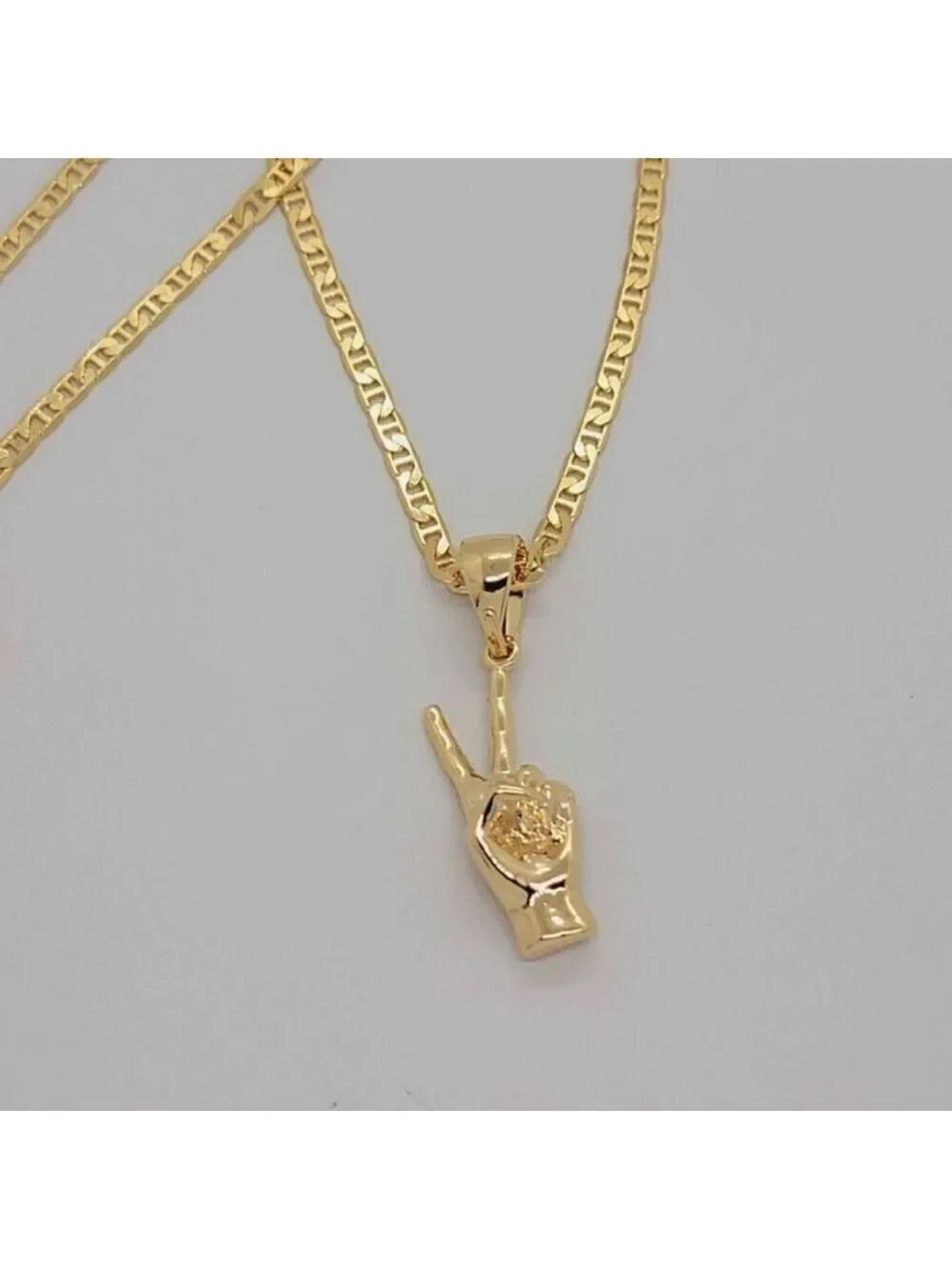 Brand New Brazilian 18k Gold Filled Hand w/ Peace Sign  Necklace
